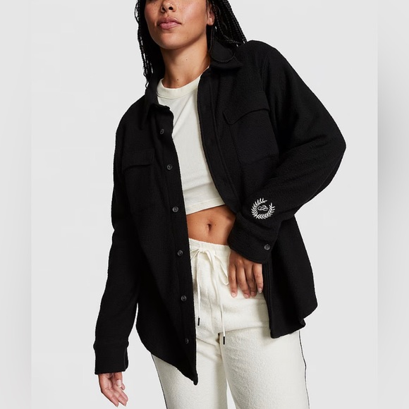 PINK by VS Reversed Fleece Buttoned Shacket in Color Cream Size Large 🆕 - Picture 5 of 6